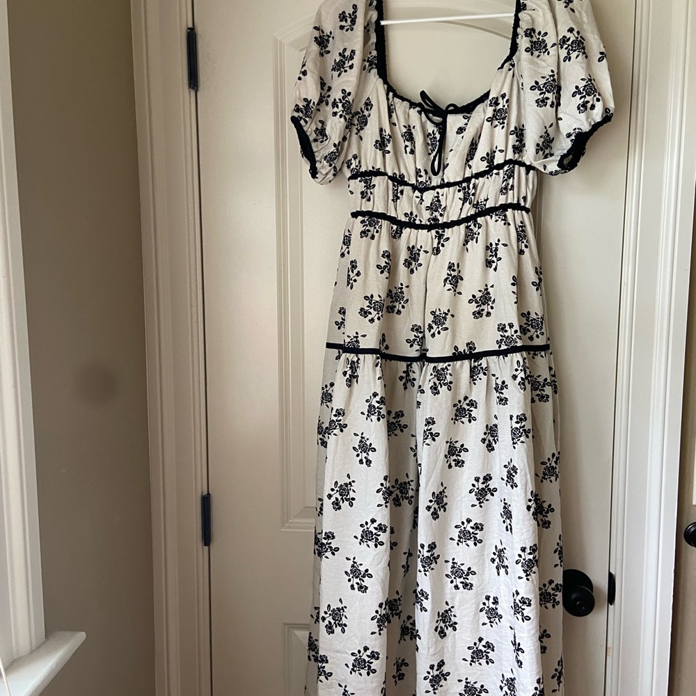 Floral Black and White Maxi Dress